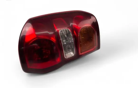 Toyota RAV 4 (XA20) Rear/tail lights