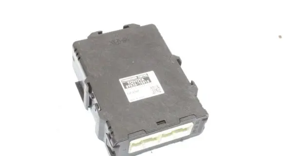 Toyota Auris E180 Gearbox control unit/module 8953575010