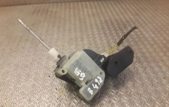 Mercedes-Benz A W169 Fuel tank cap lock A2038201997 2038201997