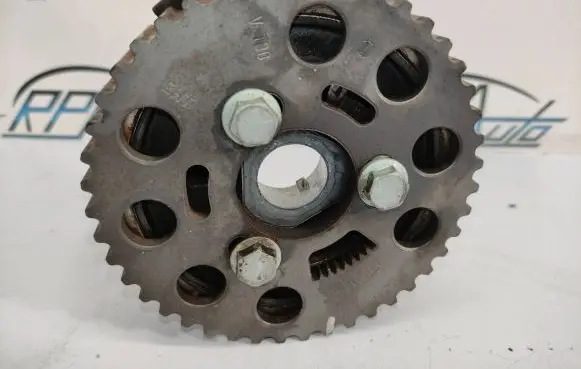 Volkswagen Touran I Camshaft 038109111E GS10030V