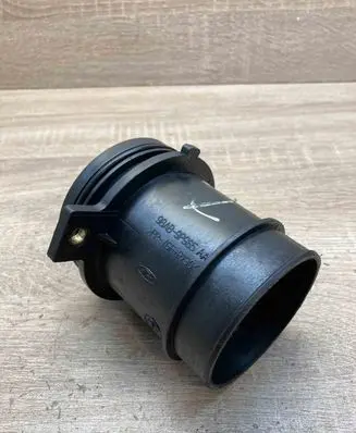 Ford Focus Mass air flow meter 98AB9P965AA