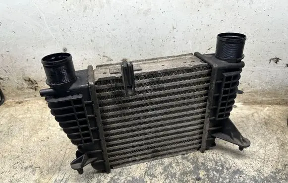 Renault Modus Intercooler radiator 8200471885A
