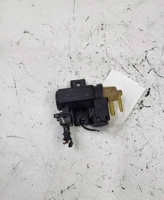 Nissan Qashqai Turbo solenoid valve 8200790180 70181405