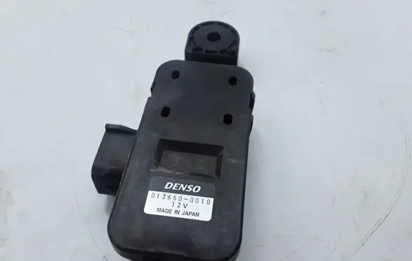 Jaguar XF Sensor 0136500010