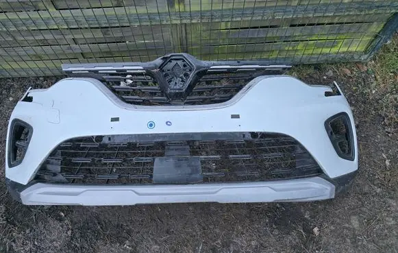 Renault Captur II Front bumper lip 22192R