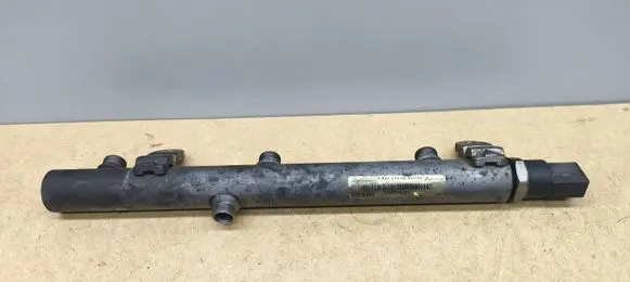 Mercedes-Benz E W211 Fuel main line pipe A0041536728