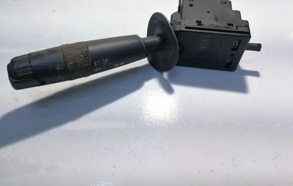 Peugeot 605 Indicator stalk 96251931ZL