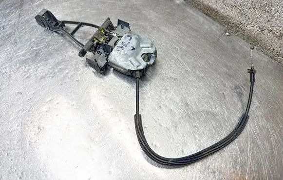 Volvo C70 Front door exterior handle 30787252
