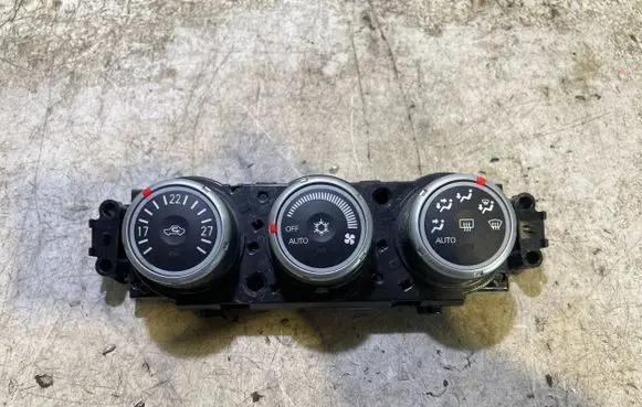 Mitsubishi Lancer X Climate control unit 7820A115XB 8G29A 3862143
