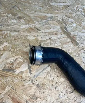 Intercooler hose/pipe