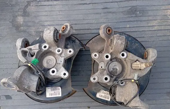 Volvo V70 Rear brake disc plate dust cover P30666403