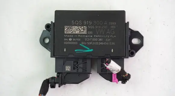 Volkswagen Tiguan Parking PDC control unit/module 5QS919300A 5QS919300