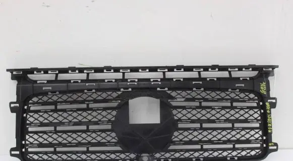 Mercedes-Benz G W463 2nd Gen Front grill A4638880400