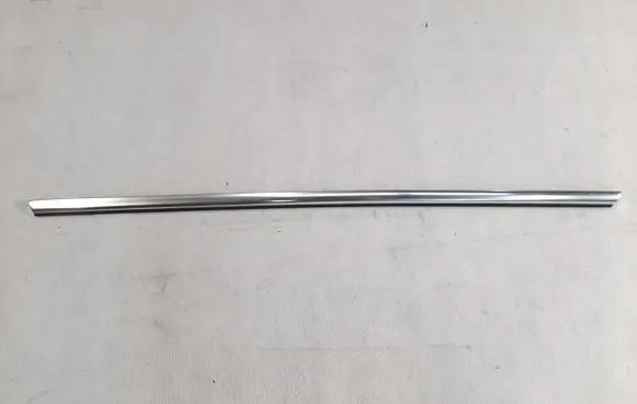 Rear door trim (molding)