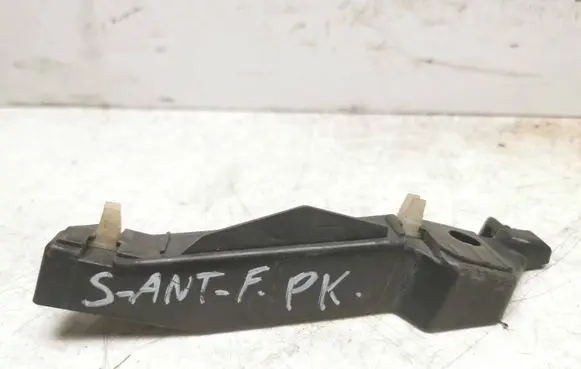 Hyundai Santa Fe Front bumper mounting bracket 865152B000
