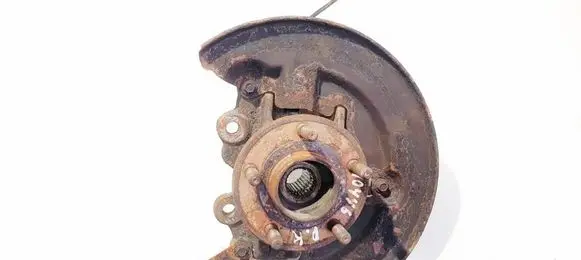 Front wheel hub