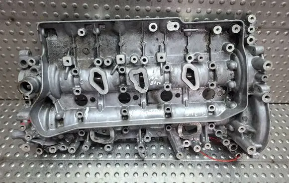 Renault Master III Rocker cam cover S26309825 130C07155R