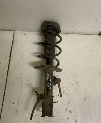 Nissan Juke I F15 Front shock absorber/damper