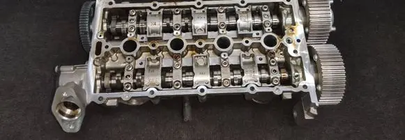 Engine head