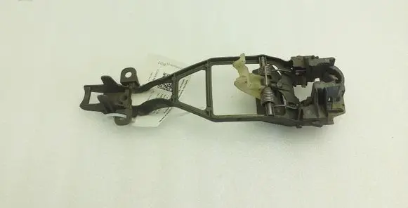 Front door exterior handle/bracket