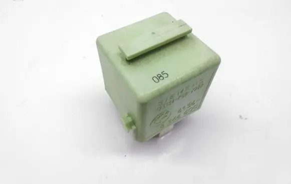 BMW 5 E34 Other relay 8366600 V23134K59X222