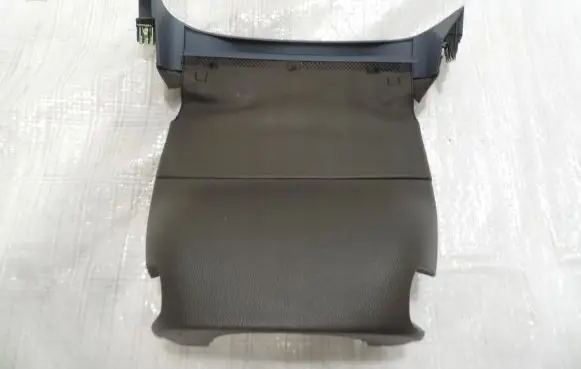 Opel Mokka Steering wheel column trim