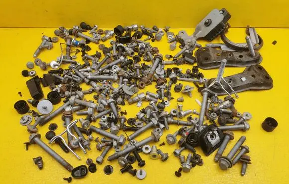 Volkswagen T-Roc Wheel nut wrench 