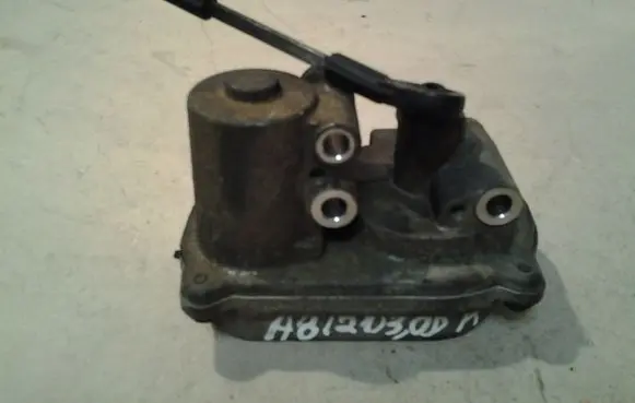 Audi A8 S8 D3 4E Intake manifold valve actuator/motor 059129086E 2900309561