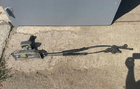 Volkswagen Polo IV 9N3 Gear shifter/selector 6Q0711049CH