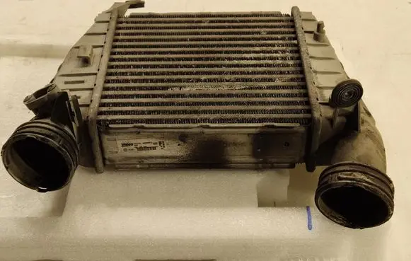 Volkswagen Phaeton Intercooler radiator 880539SA