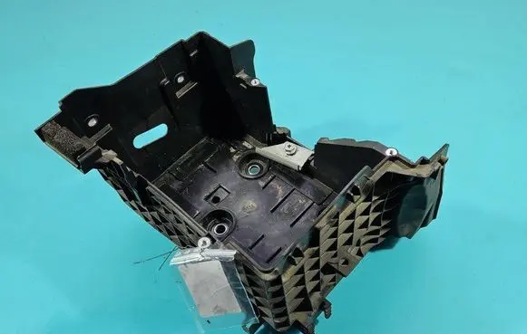 Renault Megane IV Oil filter mounting bracket 244280018R IMPRK1514034