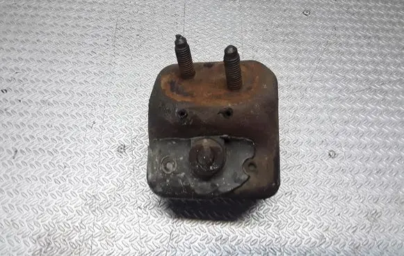 Ford Explorer Gearbox mount