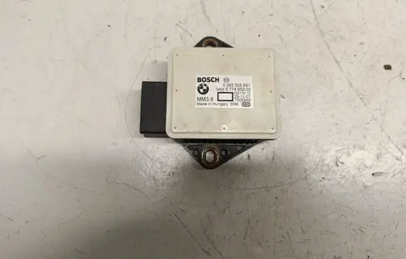 BMW 5 E60 E61 ESP acceleration yaw rate sensor 6774602
