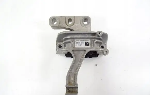Seat Arona Engine mount bracket 2Q0199262K