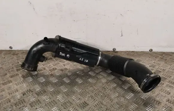 Mini Cooper Countryman F60 Intake resonator 23557610 8693166 1105885S02