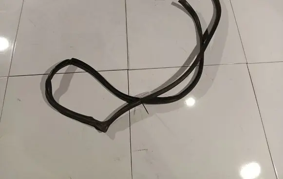 Hyundai i30 Rubber seal front coupe door