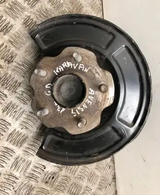 Toyota Avensis T270 Rear wheel hub