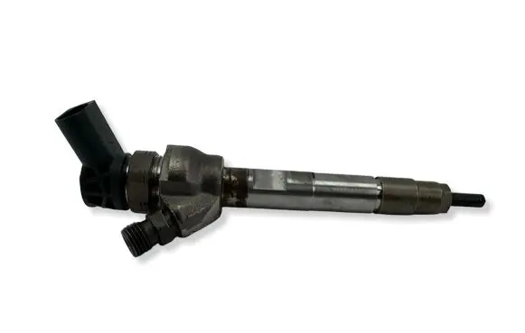 BMW 5 F10 F11 Fuel injector 0445110 8514148