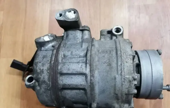 Audi A6 S6 C6 4F Air conditioning (A/C) compressor (pump) 4F0260805AD 4471909612 7SEU17C