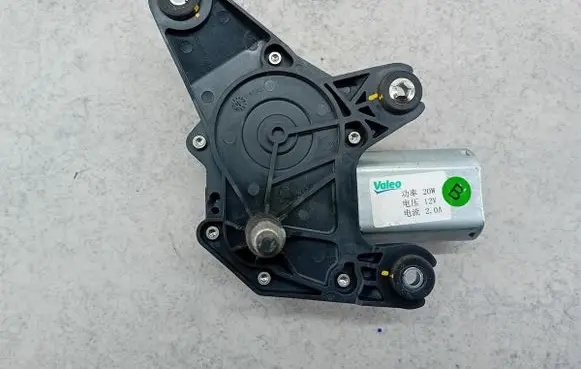 Opel Mokka X Rear window wiper motor 96955193