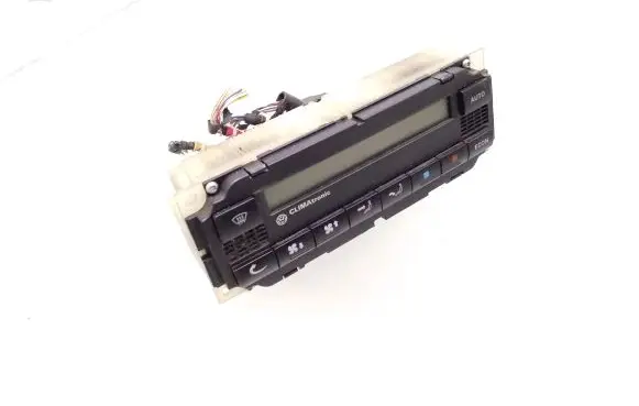 Volkswagen Golf IV Climate control unit 3B1907044A