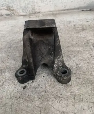 Audi A6 S6 C6 4F Engine mounting bracket