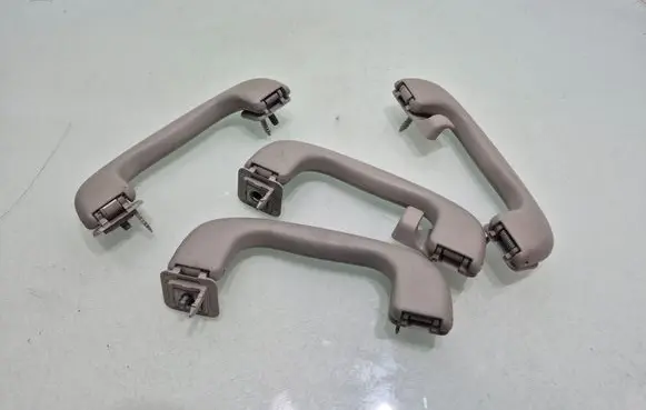 Opel Astra J A set of handles for the ceiling 
