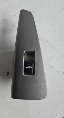 Toyota Corolla Verso E121 Electric window control switch 7427113040