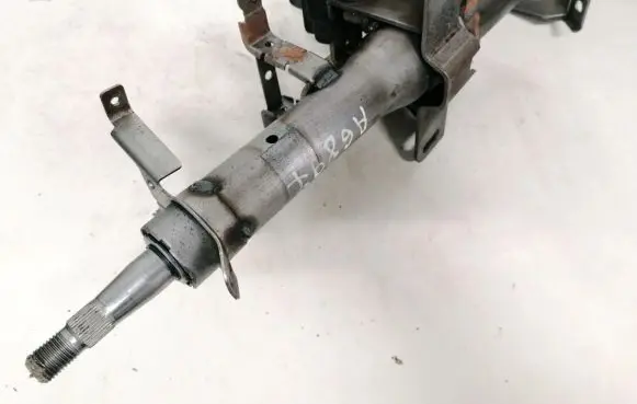 Steering wheel axle