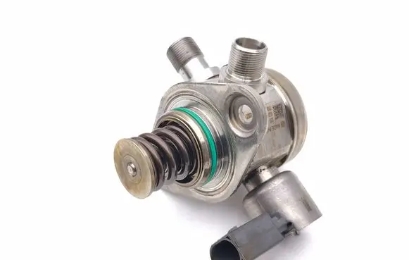 Mercedes-Benz GLC AMG Fuel injection high pressure pump A2780701101 0261520220