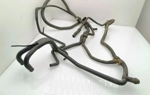 Audi Q7 4L Engine coolant pipe/hose 7L6122447BD 7L6121058AH KA4116625