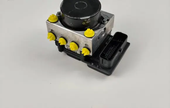 Seat Ibiza IV (6J,6P) ABS Pump 6R0614117P 0265237034 0265800911
