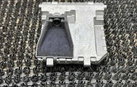Windshield/windscreen camera
