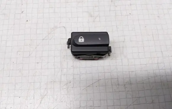 Renault Clio II Central locking switch button 2648802